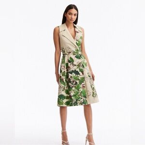 Oscar de la Renta
SLEEVELESS UNFINISHED ACORN TWILL WRAP DRESS